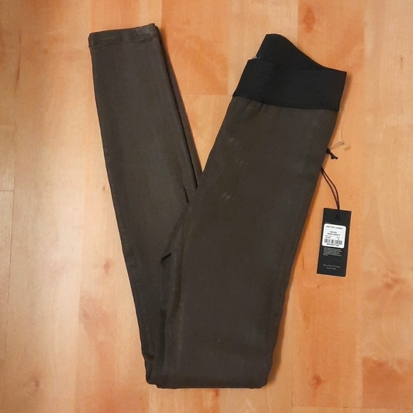 NWT, Citizens of Humanity Greyson Coated Leggings in Brown Suedette - Picture 9 of 15